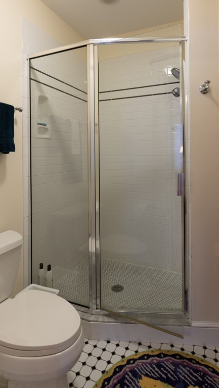 88 Round Hill Road, Unit 1 Northampton, MA 01060 - Photo 27 of 29 Gallery Image 27
