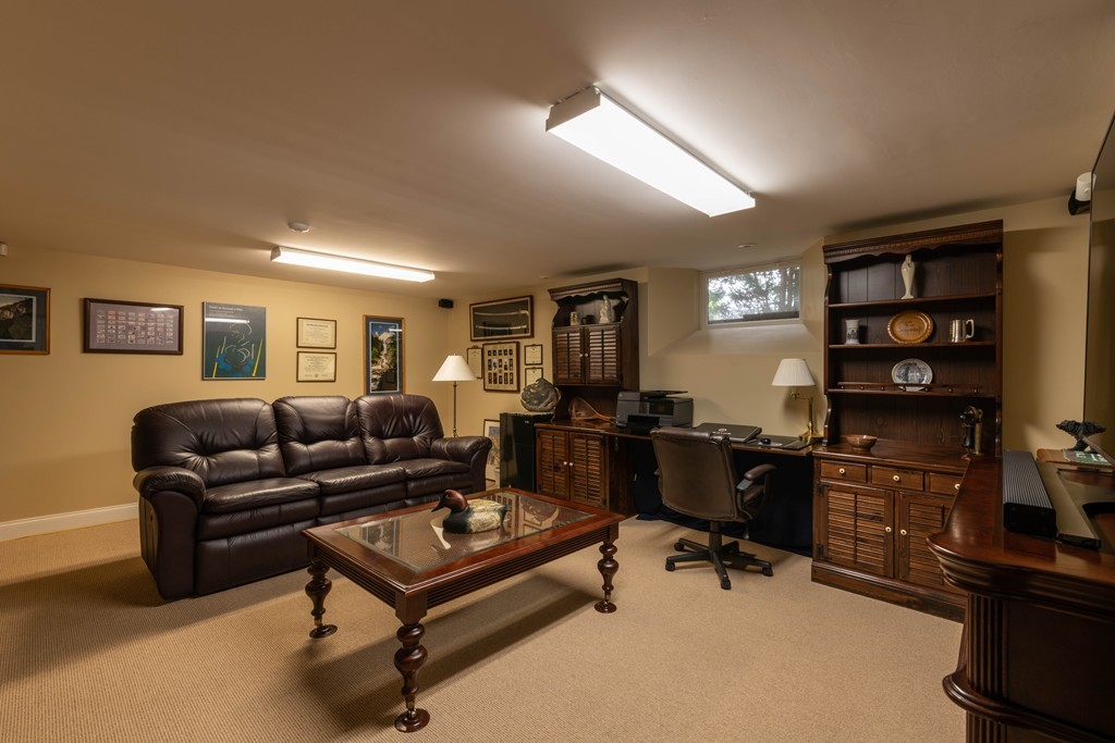 88 Round Hill Road, Unit 1 Northampton, MA 01060 - Photo 28 of 29 Gallery Image 28
