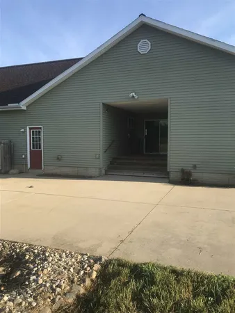 $287,000 | 11075 Gates Road, Cement City, MI 49233