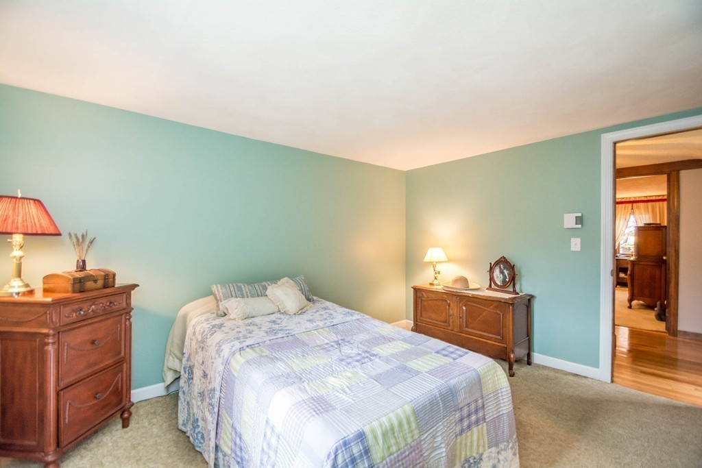 62 Lincoln Road Tewksbury, MA 01876 - Photo 15 of 30 Gallery Image 15