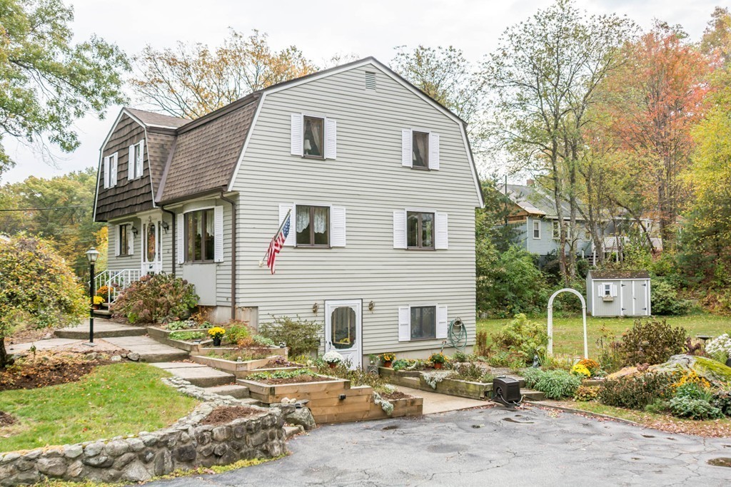 62 Lincoln Road Tewksbury, MA 01876 - Photo 2 of 30 Gallery Image 2