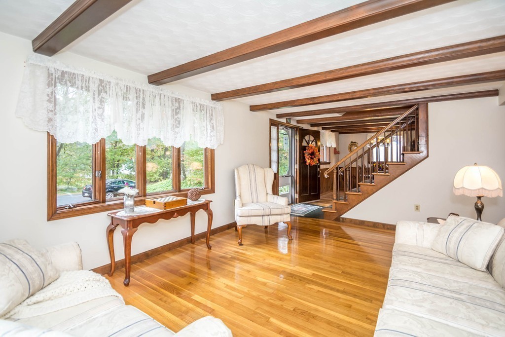 62 Lincoln Road Tewksbury, MA 01876 - Photo 5 of 30 Gallery Image 5