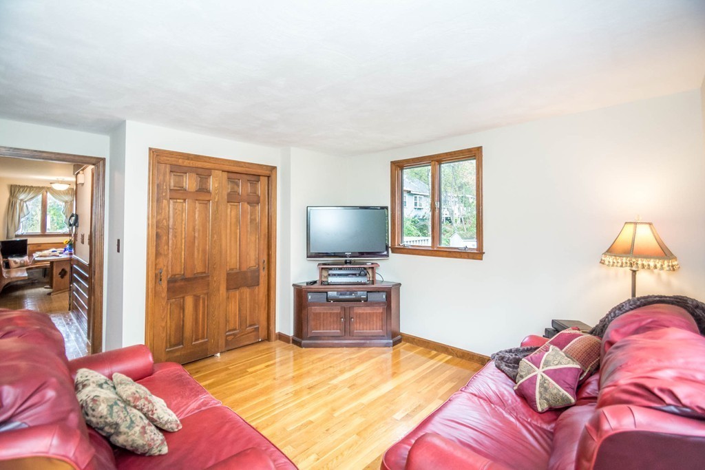 62 Lincoln Road Tewksbury, MA 01876 - Photo 7 of 30 Gallery Image 7