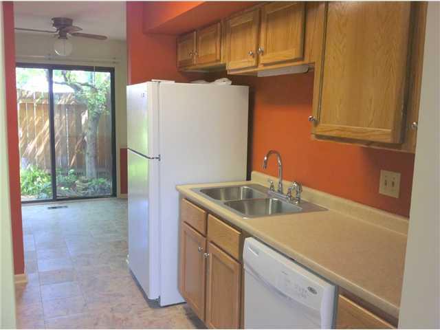 5119 Vantage Point Road, Unit 2215 Avon, IN 46123 - Photo 6 of 24 Gallery Image 6