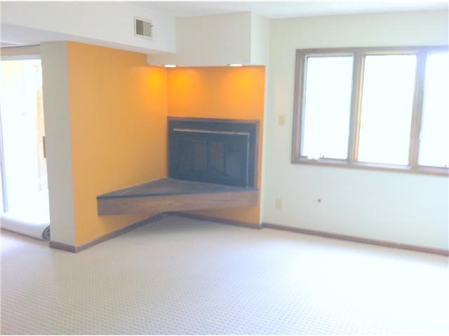 5119 Vantage Point Road, Unit 2215 Avon, IN 46123 - Photo 8 of 24 Gallery Image 8