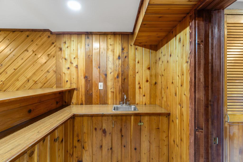 6602 36th Avenue North Crystal, MN 55427 - Photo 18 of 33