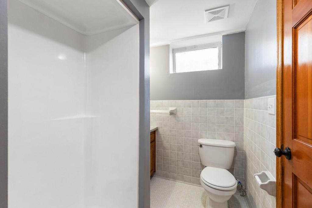 6602 36th Avenue North Crystal, MN 55427 - Photo 21 of 33