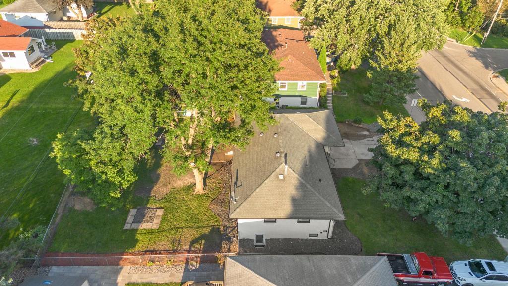 6602 36th Avenue North Crystal, MN 55427 - Photo 32 of 33