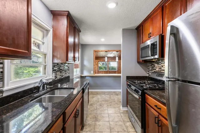 $339,900 | 6602 36th Avenue North, Crystal, MN 55427