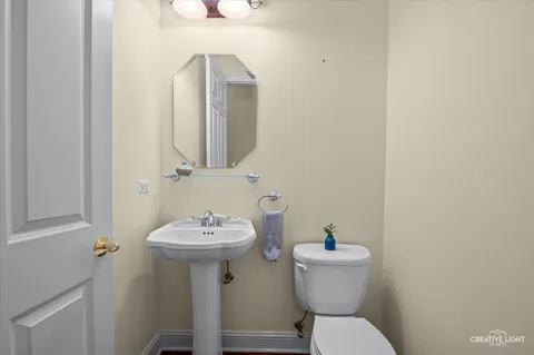 $625,000 | 2045 Bartram Road, North Aurora, IL 60542