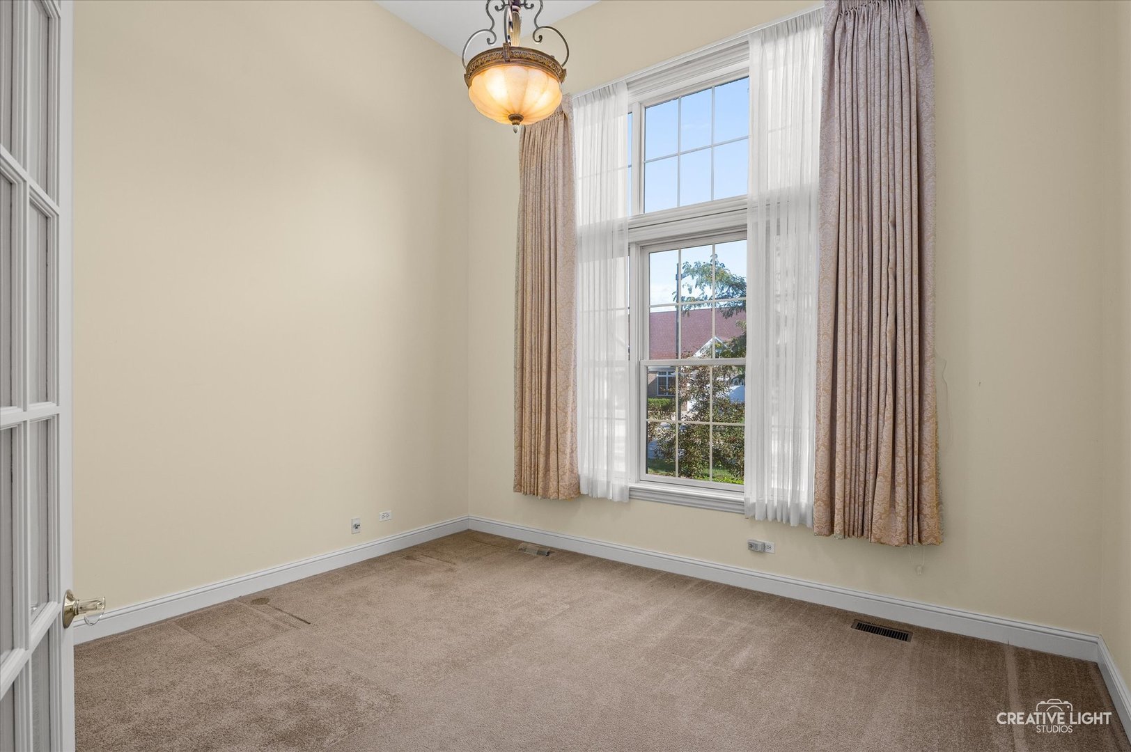 2045 Bartram Road North Aurora, IL 60542 - Photo 6 of 40