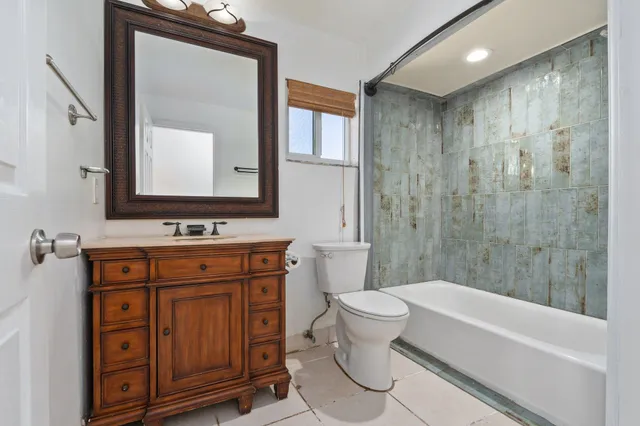 $3,500 | 5203 South Indian River Drive, Fort Pierce, FL 34982