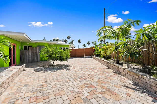 $3,500 | 5203 South Indian River Drive, Fort Pierce, FL 34982