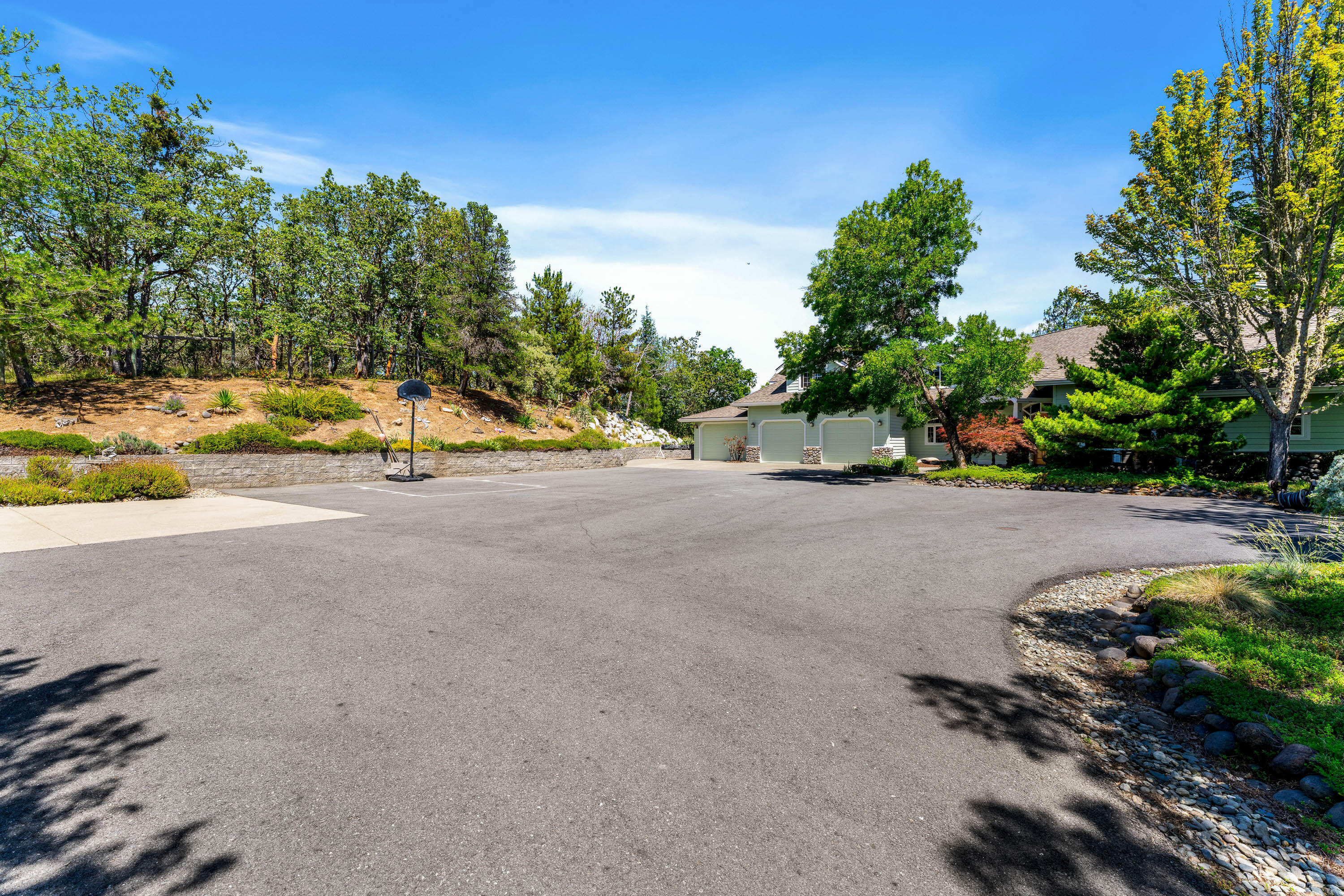 1117 Peco Road Grants Pass, OR 97526 - Photo 40 of 75 EXT (1 of 31)