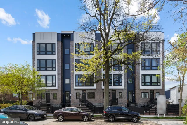 $485,000 | 2305 Nicholson Street Southeast, Unit 202, Washington, DC 20020