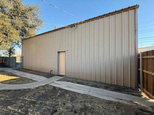 1908 East 14th Street Odessa, TX 79761 - Photo 6 of 27