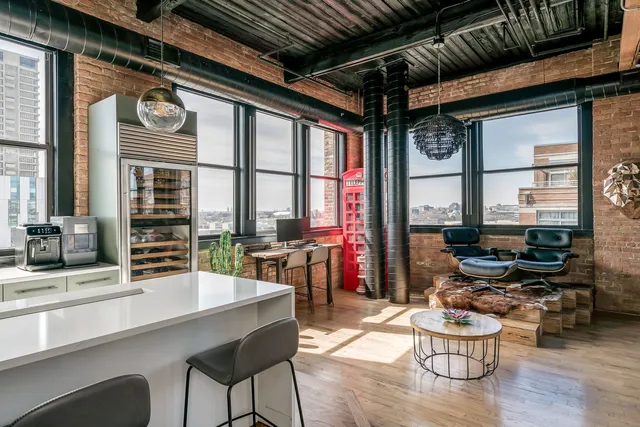 $1,475,000 | 411 South Sangamon Street, Unit 8BC, Chicago, IL 60607