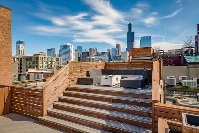 $1,475,000 | 411 South Sangamon Street, Unit 8BC, Chicago, IL 60607