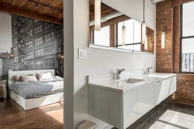 $1,475,000 | 411 South Sangamon Street, Unit 8BC, Chicago, IL 60607