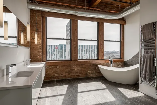 $1,475,000 | 411 South Sangamon Street, Unit 8BC, Chicago, IL 60607
