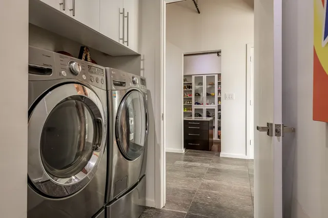 $1,475,000 | 411 South Sangamon Street, Unit 8BC, Chicago, IL 60607