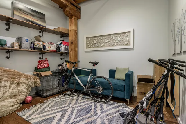 $1,475,000 | 411 South Sangamon Street, Unit 8BC, Chicago, IL 60607