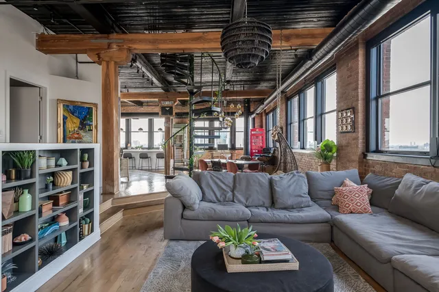 $1,475,000 | 411 South Sangamon Street, Unit 8BC, Chicago, IL 60607