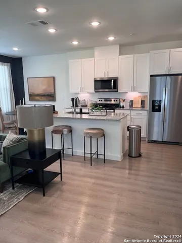 $2,295 | 4510 North Loop 1604 East, Unit TH1, San Antonio, TX 78247
