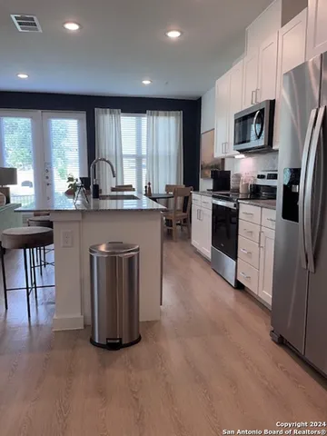 $2,295 | 4510 North Loop 1604 East, Unit TH1, San Antonio, TX 78247