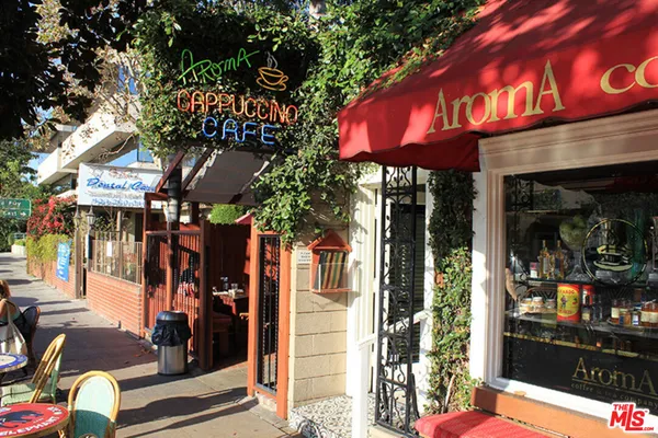 $3,995 | 11640 Woodbridge Street, Unit 106, Studio City, CA 91604