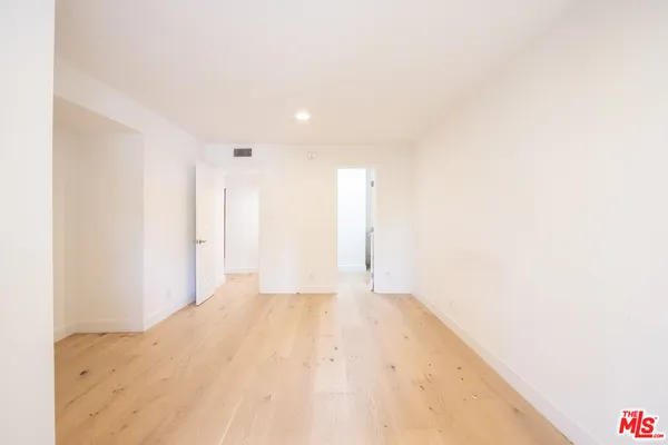 $3,995 | 11640 Woodbridge Street, Unit 106, Studio City, CA 91604