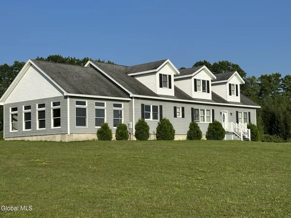 $530,000 | 113 Bluebird Lane, Gloversville, NY 12078