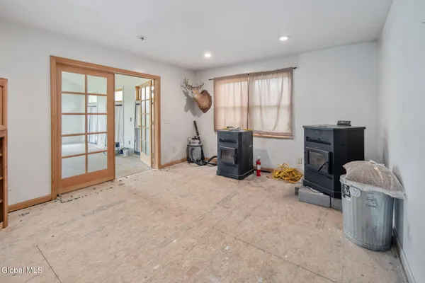 $530,000 | 113 Bluebird Lane, Gloversville, NY 12078