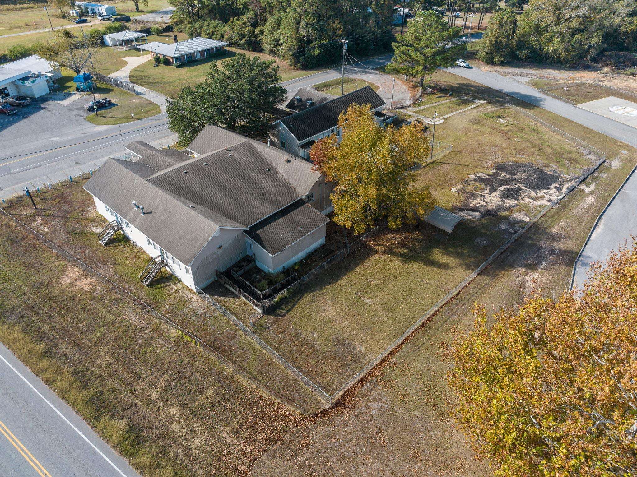 9411 Hurricane Road Bay Minette, AL 36507 - Photo 4 of 49