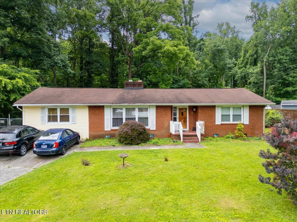512 Smoky View Road Knoxville, TN 37920 - Photo 1 of 36 Gallery Image 1