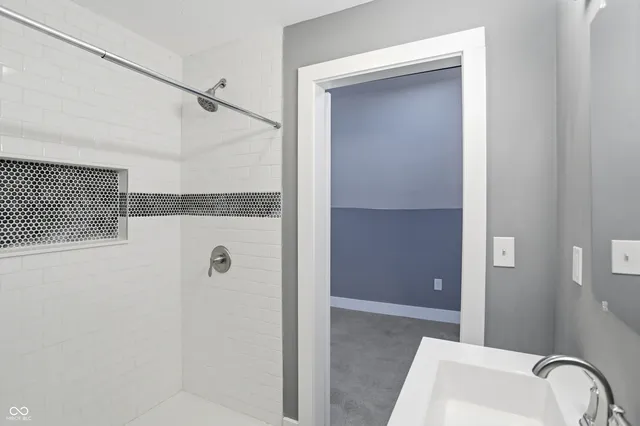 $1,595 | 1035 Albany Street, Indianapolis, IN 46203