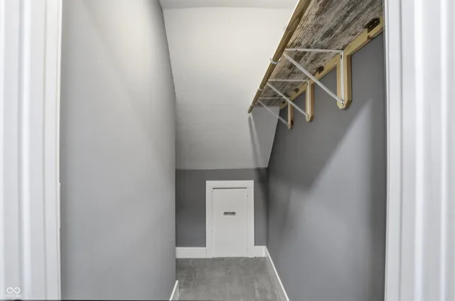 $1,595 | 1035 Albany Street, Indianapolis, IN 46203