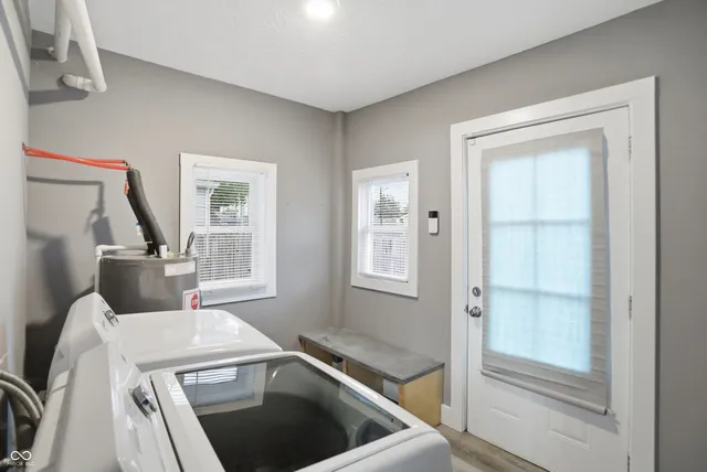 $1,595 | 1035 Albany Street, Indianapolis, IN 46203