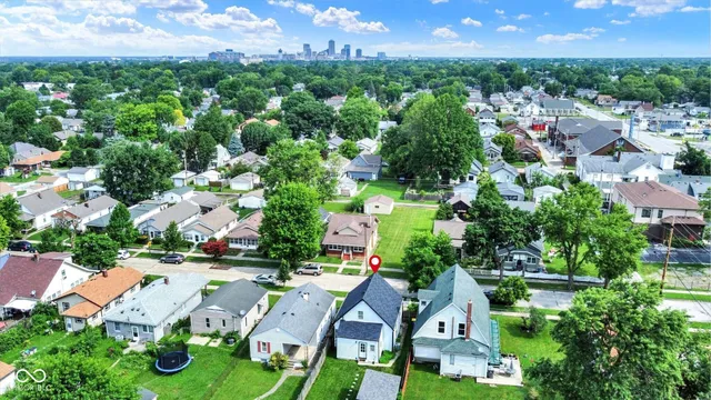 $1,595 | 1035 Albany Street, Indianapolis, IN 46203