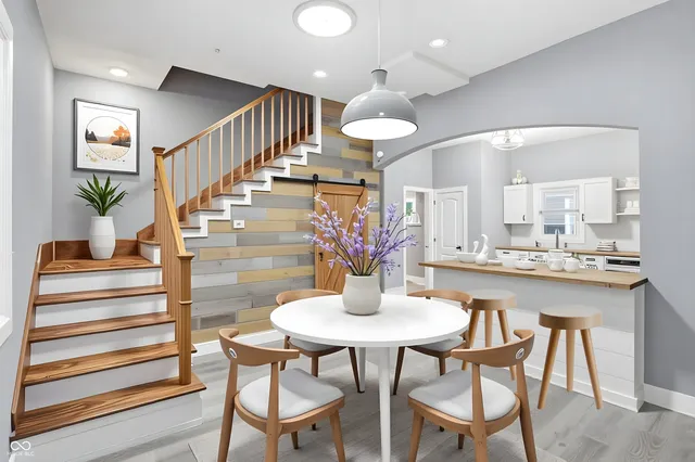 $1,595 | 1035 Albany Street, Indianapolis, IN 46203