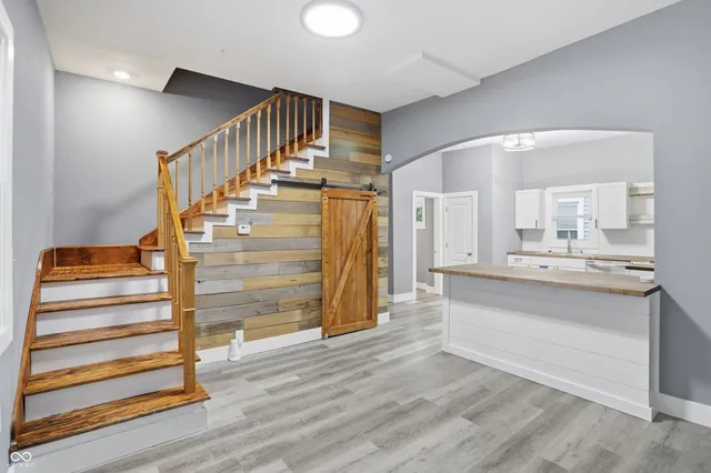 $1,595 | 1035 Albany Street, Indianapolis, IN 46203