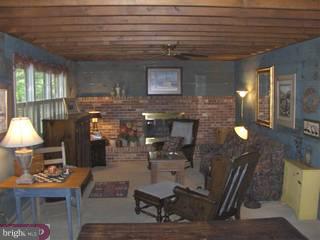 12 Mary Bell Road Audubon, PA 19403 - Photo 4 of 6 Gallery Image 4