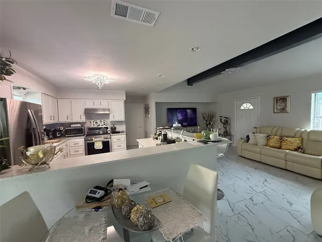 $329,990 | 968 Red Town Road, Elgin, TX 78621