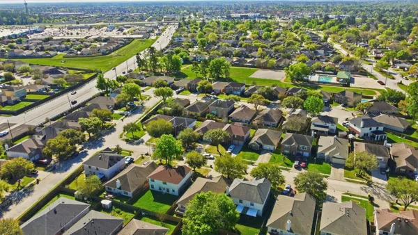 $250,000 | 2830 Fox Mountain Drive, Spring, TX 77386