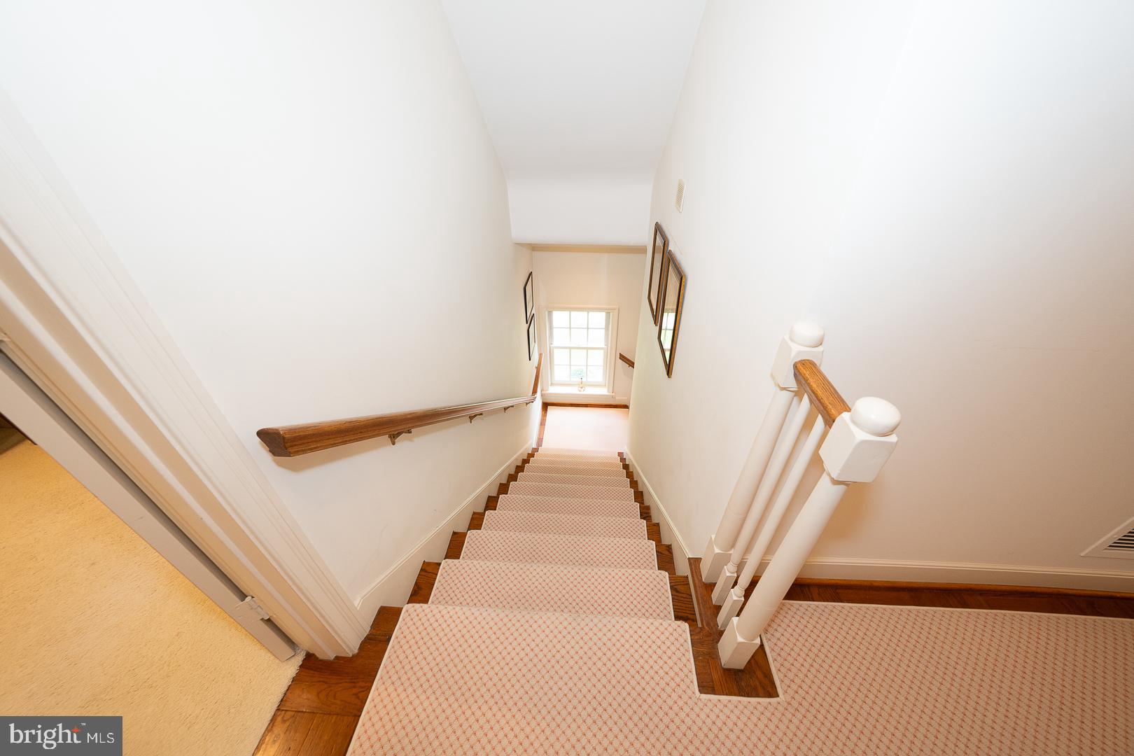 1109 Brynlawn Road Villanova, PA 19085 - Photo 62 of 93 Second floor landing