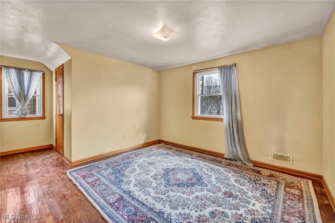 1518 Wilmar Road Cleveland, OH 44121 - Photo 24 of 34