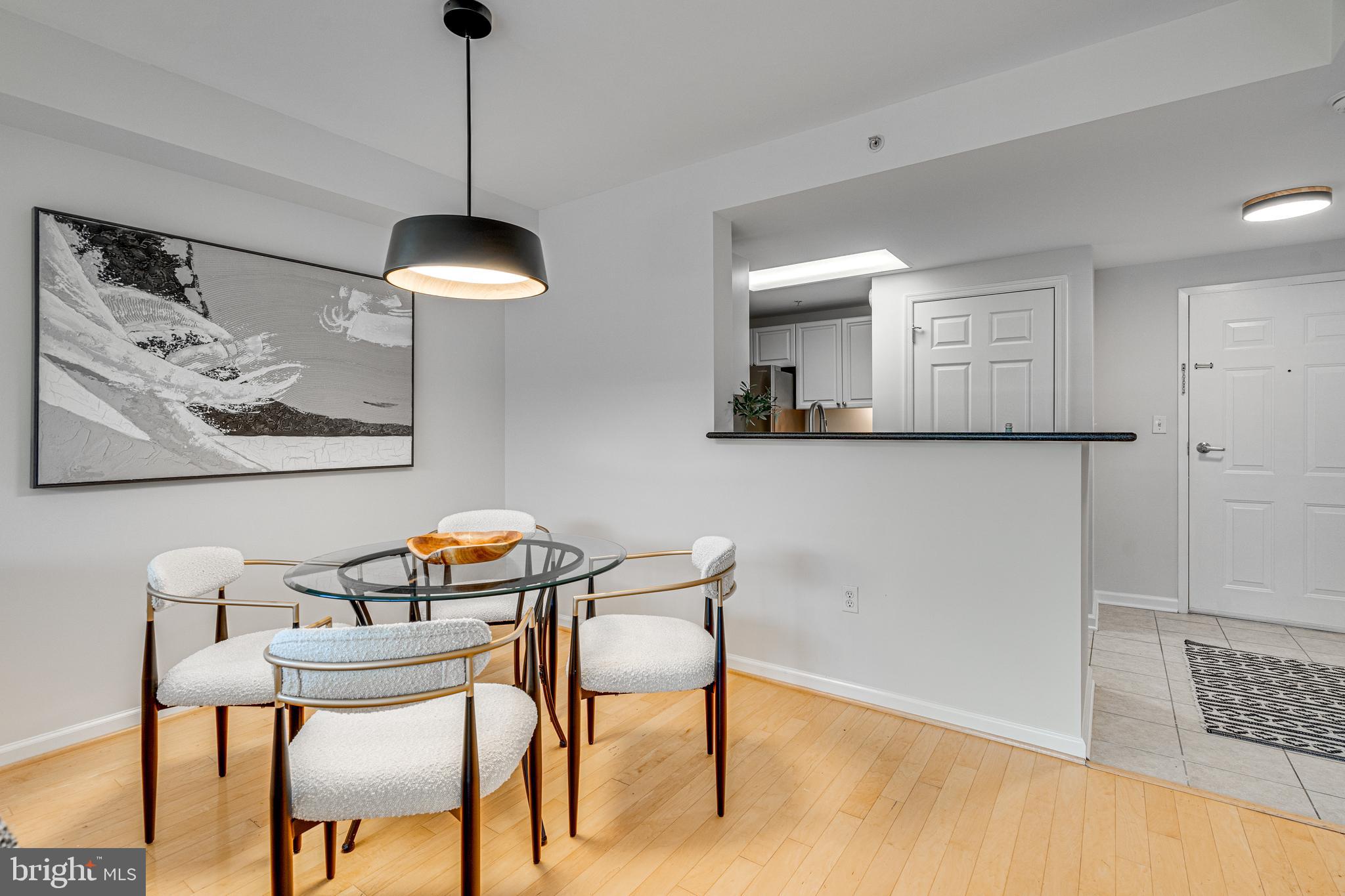 2726 Gallows Road, Unit 609 Vienna, VA 22180 - Photo 11 of 37 Gallery Image 11