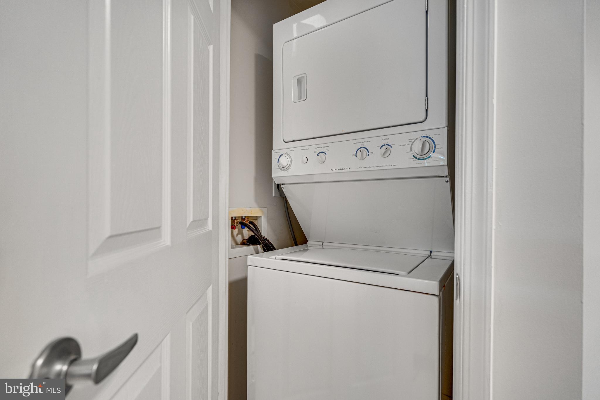 2726 Gallows Road, Unit 609 Vienna, VA 22180 - Photo 21 of 37 in unit laundry