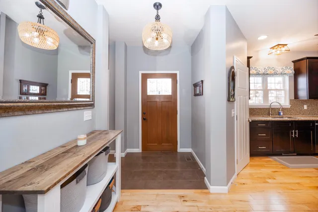 $619,000 | 418 1/2 Wilkinson Street, Chelsea, MI 48118