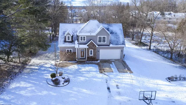 $619,000 | 418 1/2 Wilkinson Street, Chelsea, MI 48118